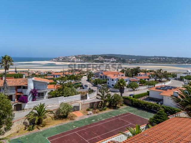 Conjunto de 2 Lotes com vista lagoa e mar