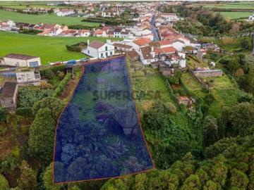 Conjunto de 2 Terrenos com viabilidade de construção