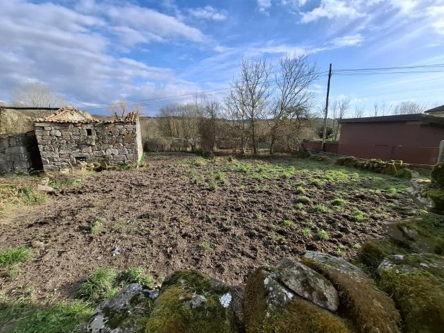 CONJUNTO DE CASAS PARA REFORMAR