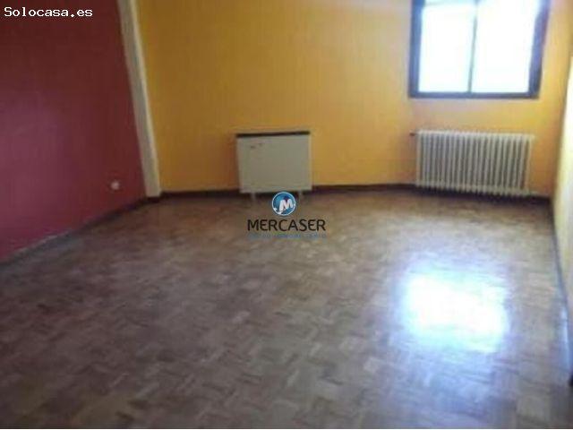 Conjunto de dos pisos en venta en c. abogados de atocha, 1, San Martin De La Vega, Madrid