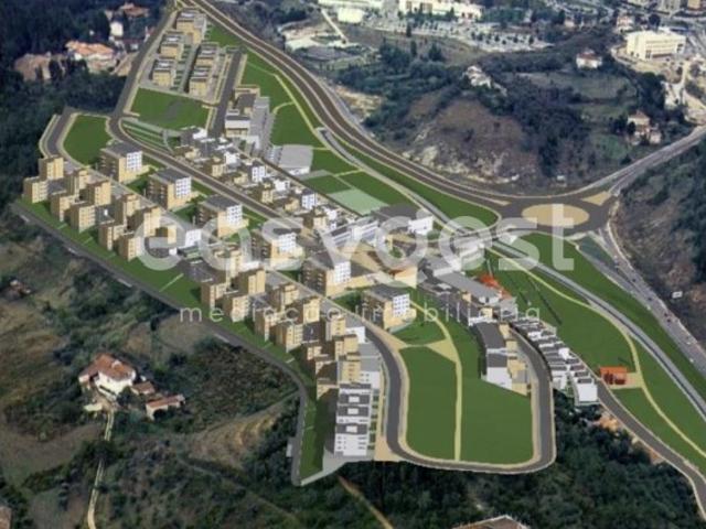 Conjunto de parcelas de terreno Coimbra com área total de 24,35 ha