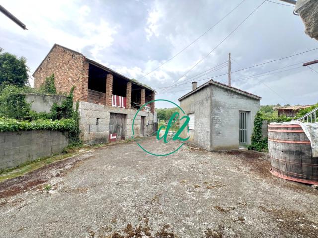 CONJUNTO EXCLUSIVO DE CASAS DE PIEDRA CON FINCA EN TABOADELA. REF 1467