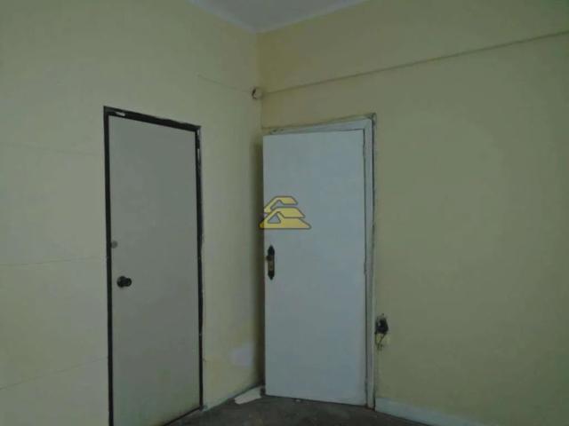Conjugado com 1 quarto, 30m2
