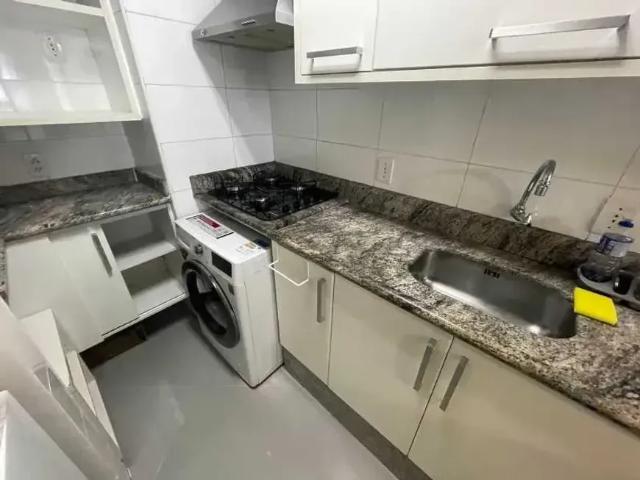 Conjugado Reformado à 2 Quadras da Praia | Excelente Investimento