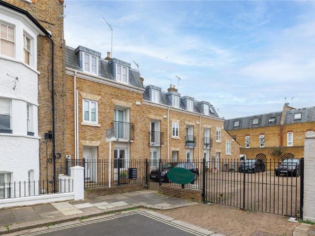 Connaught Mews, London, SW6 6QR, United Kingdom | 3 bed house for rent #137931723 | Rentberry