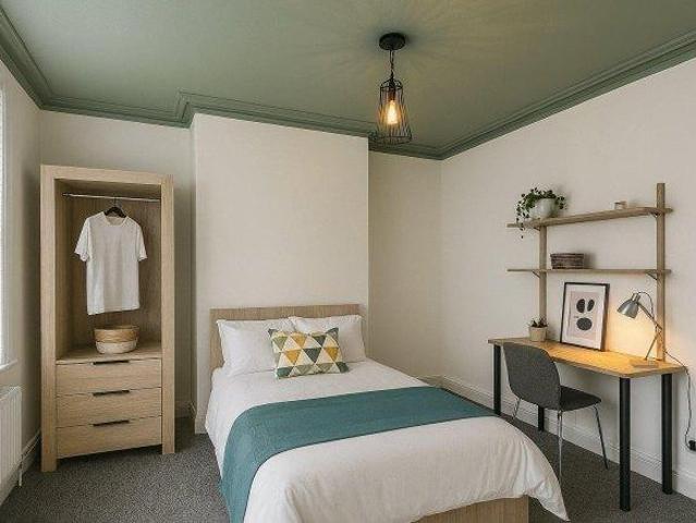 Connaught Road 5 bed house share to rent £3,400 pcm £785 pw