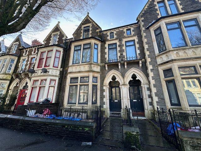 Connaught Road, Roath, Cardiff, CF24 3PX 2 bed flat to rent £1,250 pcm £288 pw
