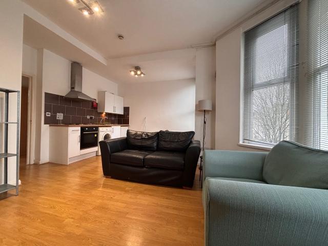 Connaught Road, Roath CF24, 1 bed flat to rent, £875 pcm | PrimeLocation