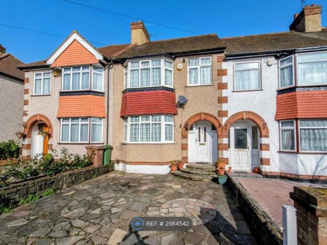 Connaught Road, Sutton SM1, 3 bed terraced house to rent, £2,300 pcm | PrimeLocation