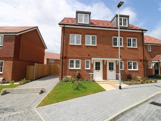 Connemara Crescent, Arundel BN18, 3 bed property to rent, £1,800 pcm | PrimeLocation