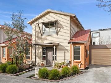 Connected to the Best of Geelong