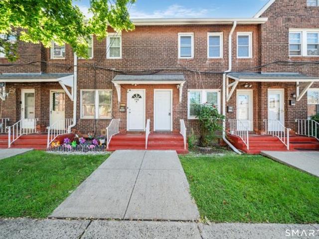 Connecticut Ave, Bridgeport, Condo For Sale