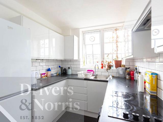 Constable House, Adelaide Road, Chalk Farm, London NW3, 4 bed flat to rent, £3,500 pcm | PrimeLocation