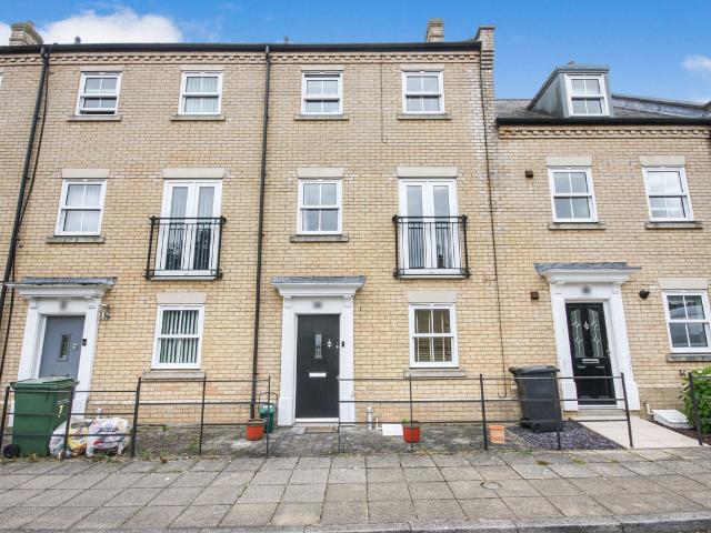 Constable Way, Black Notley CM77, 3 bed town house to rent, £1,600 pcm | PrimeLocation