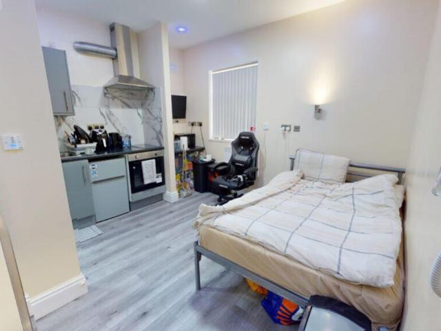 Constance Road, Birmingham B5, Studio to rent, £800 pcm | PrimeLocation