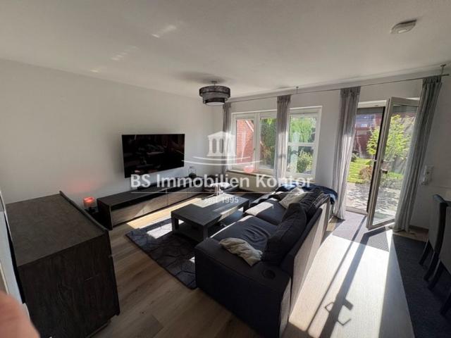 Constantia! Reihenhaus – Raumwunder über 3 Etagen mit 6 Zimmer, Garage und pflegeleichter Garten!