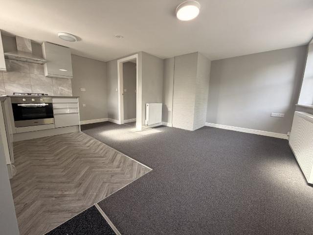Constantia Street, Wigan WN3, 2 bed flat to rent, £800 pcm | PrimeLocation