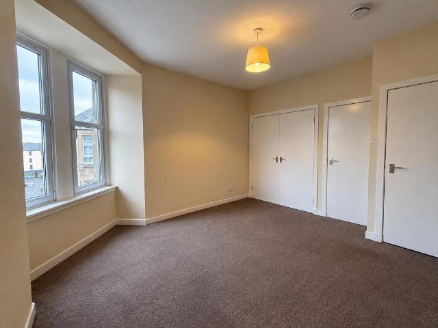 Constitution Street, Dundee, 2 bed flat to rent £600 pcm £138 pw