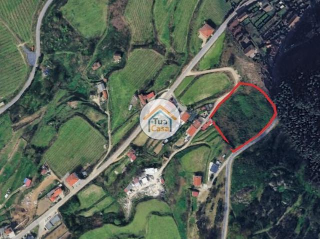 Construção em área de 5762.57 m²