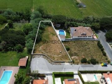 Construa a Sua Casa Entre a Serra e o Mar | Terreno Exclusivo em Colares