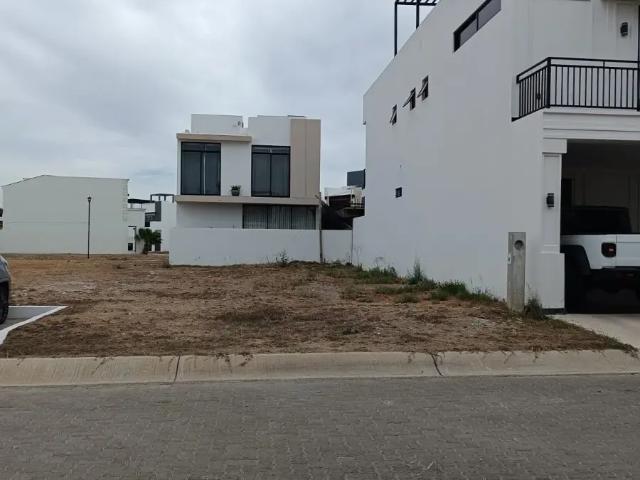 Construye tu casa ideal es una de las zonas de mayor crecimiento en Mazatlán. Fracc. El delfin
