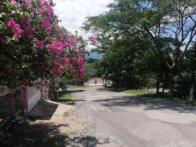 Construye tu negocio o casa a orillas del Rio Grijalva