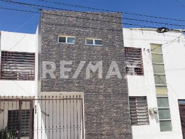 Consultorio Comercial en Renta