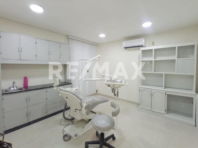 CONSULTORIO DENTAL EN RENTA