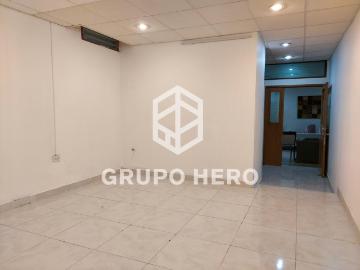 Consultorio en Planta Baja sobre Colosio