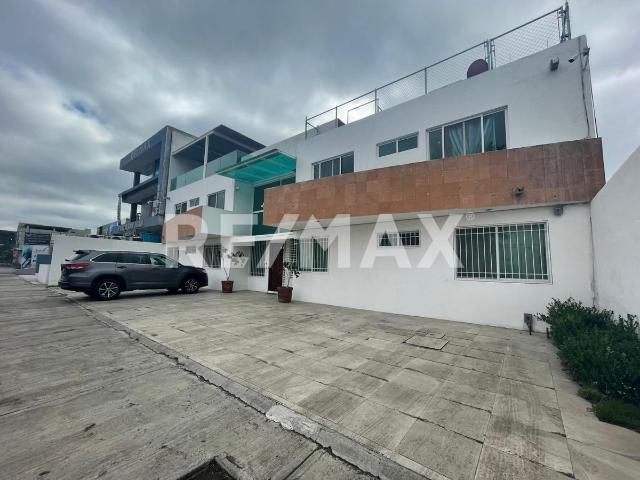 CONSULTORIO EN RENTA JURIQUILLA