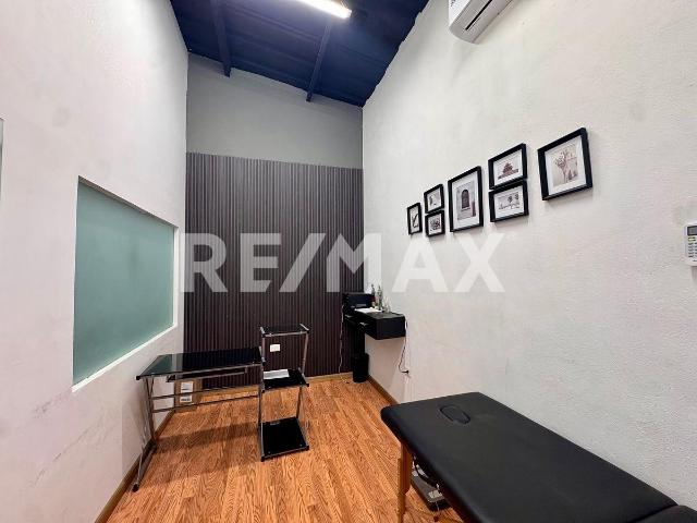 Consultorio Equipado en Social Club Studio