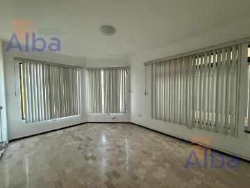 consultorio o local en planta alta en sierra de las palomas Bosques Del Prado Sur