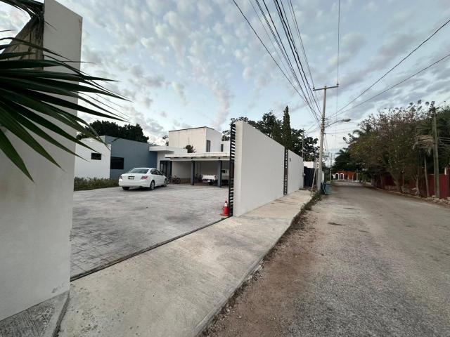 Consultorios en renta ? Zona Norte de M?rida entrada de Cholul