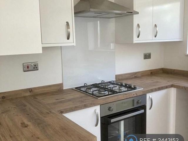 Cookham, Maidenhead, SL6 2 bed flat to rent £1,650 pcm £381 pw