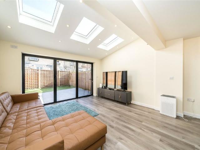 Cookham Crescent, Rotherhithe, SE16, London