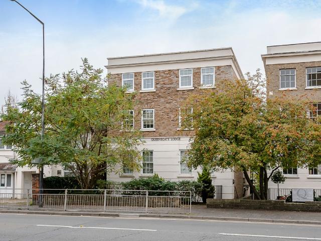 Cookham Road, Maidenhead, Berkshire SL6, 1 bed flat to rent, £1,200 pcm | PrimeLocation