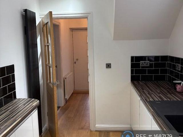 Cooks Wood Road, Sheffield, S3 3 bed semi detached house to rent £1,150 pcm £265 pw