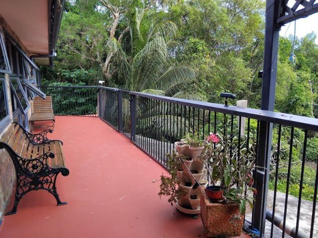 Finch Bay Cooktown Beach Front Oasis