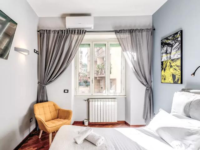 Cool apartment, 2 bedrooms plus living room and 2 bathrooms Cribmed