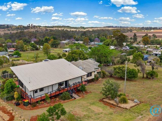 Cool Home with Stunning Countryside Views
