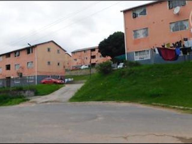cool lock up and go 2 bedroom apartm.
