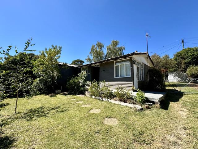 Cooma 7 Walla Street