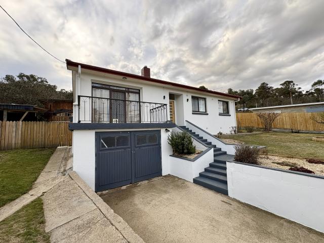 Cooma 25 Mulach Street