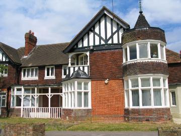 Coombe Farm, Oaks Rd CR0, 1 bed flat to rent, £1,000 pcm | PrimeLocation