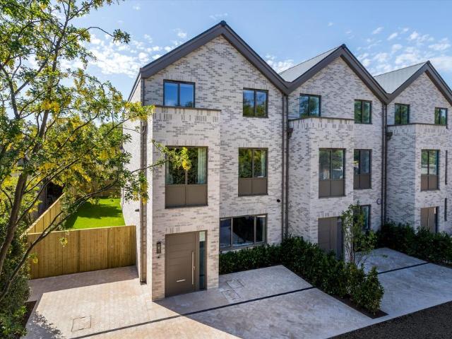 Coombe Lane West, Kingston upon. 5 bed terraced house to rent £14,500 pcm £3,346 pw