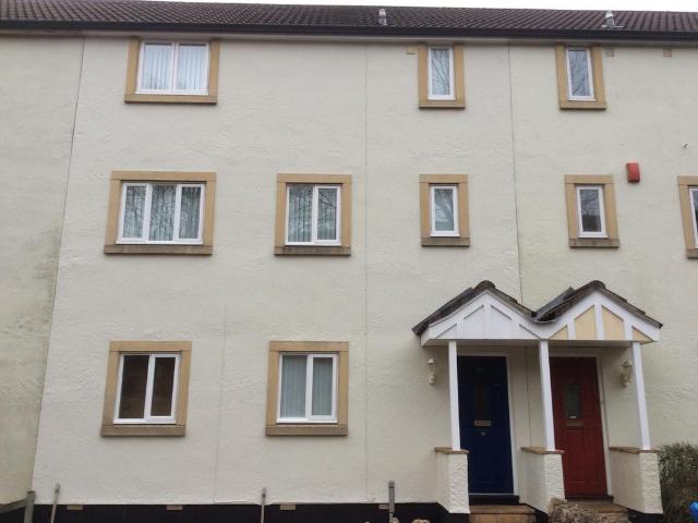 Coombe Lane, Shepton Mallet, Somerset 2 bed terraced house to rent £975 pcm £225 pw