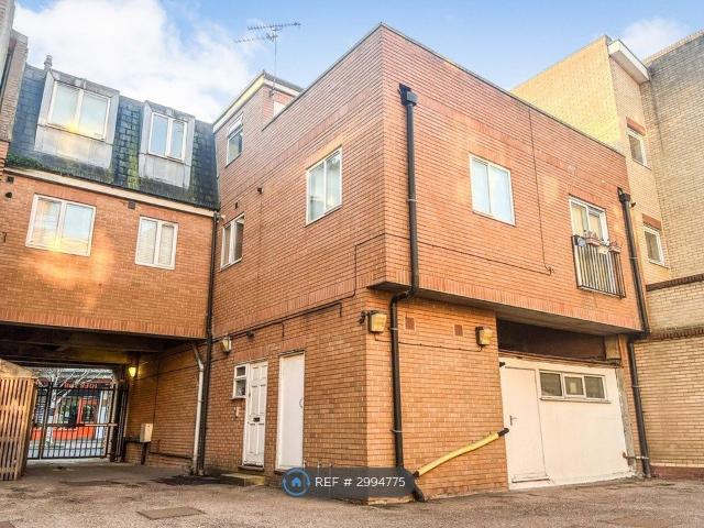 Coombe Road, Kingston Upon Thames KT2, 1 bed flat to rent, £1,600 pcm | PrimeLocation