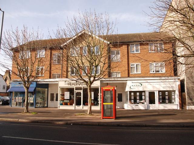 Coombe Road, New Malden KT3, 2 bed flat to rent, £4,000 pcm | PrimeLocation