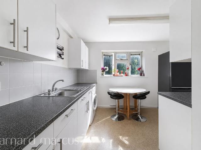 Coombe Road, New Malden KT3, 2 bed property to rent, £2,000 pcm | PrimeLocation