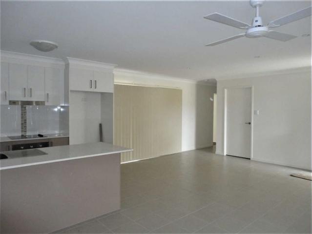COOMERA SPRINGS SCHOOL CATCHMENT!